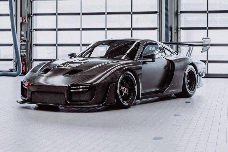  Porsche 935 Carbon Edition 2019 года  (фото 1 из 6)